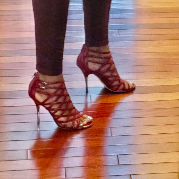 NEW! Macy's INC Fire Red 4" Strappy Heels - Size 7M - Picture 13 of 15